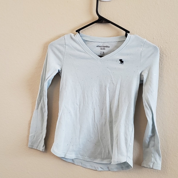 abercrombie kids Other - Abercrombie kids light blue long sleeve top 7/8